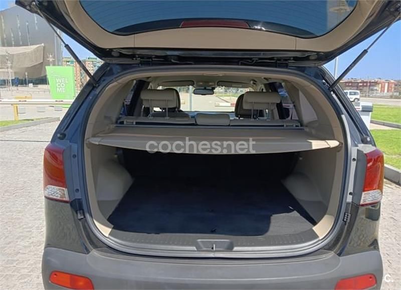 Usado Kia Sorento 150 CV (110 kW) 2011 Negro SUV