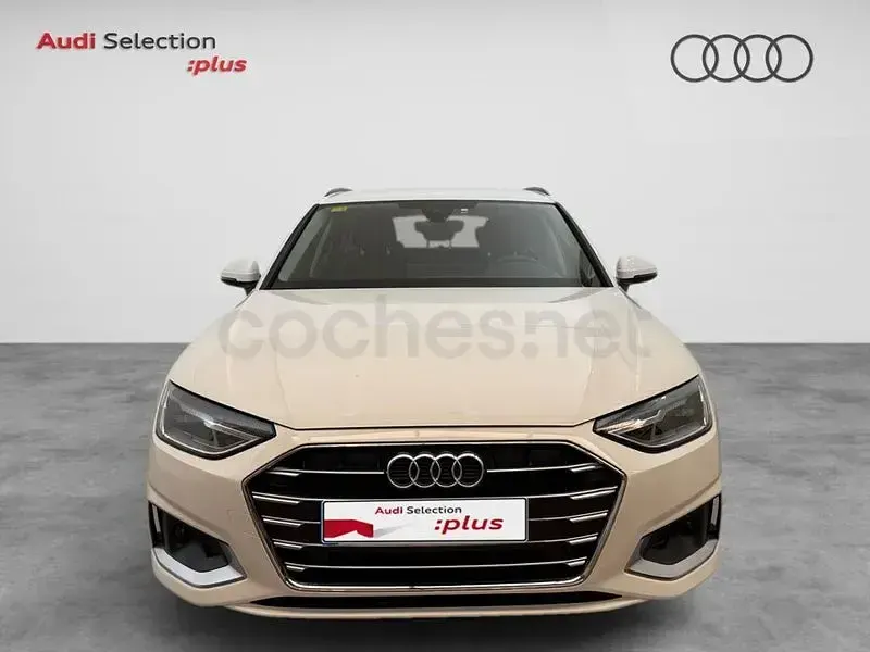 Usado Audi A4 Advanced Plus 163 CV (119 kW) 2020 Blanco Familiar