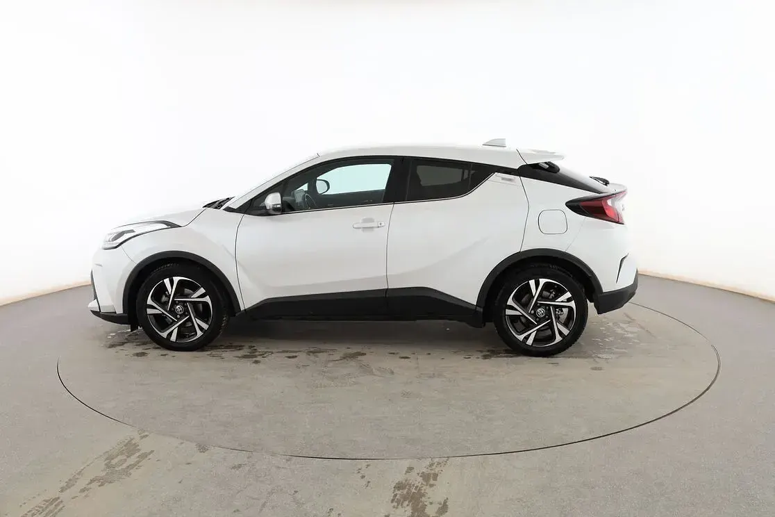 Usado Toyota C-HR Advance 122 CV (89 kW) 2022 Blanco SUV