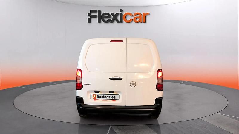 Usado Opel Combo 102 CV (75 kW) 2021 Blanco Monovolumen