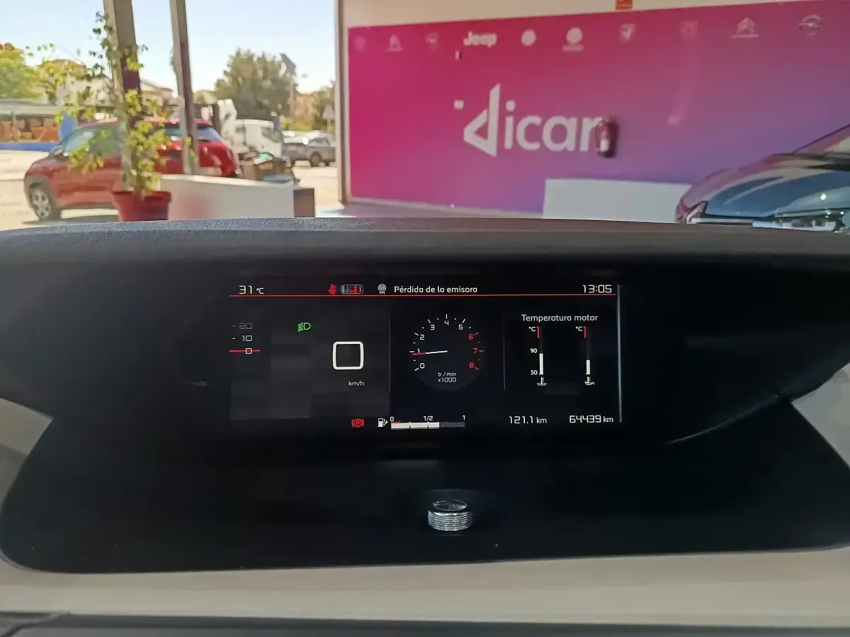 Usado Citroën C4 Feel 130 CV (95 kW) 2018 Gris