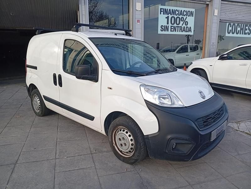 Usado Fiat Fiorino 80 CV (58 kW) 2018 Blanco Monovolumen