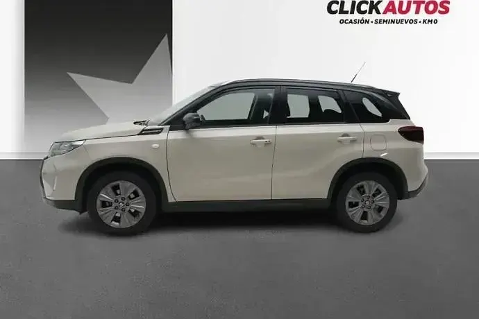 Usado Suzuki Vitara 129 CV (94 kW) 2025 Rojo SUV