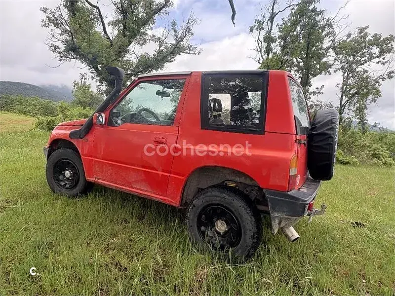 Usado Suzuki Vitara 80 CV (58 kW) 1995 Granate SUV