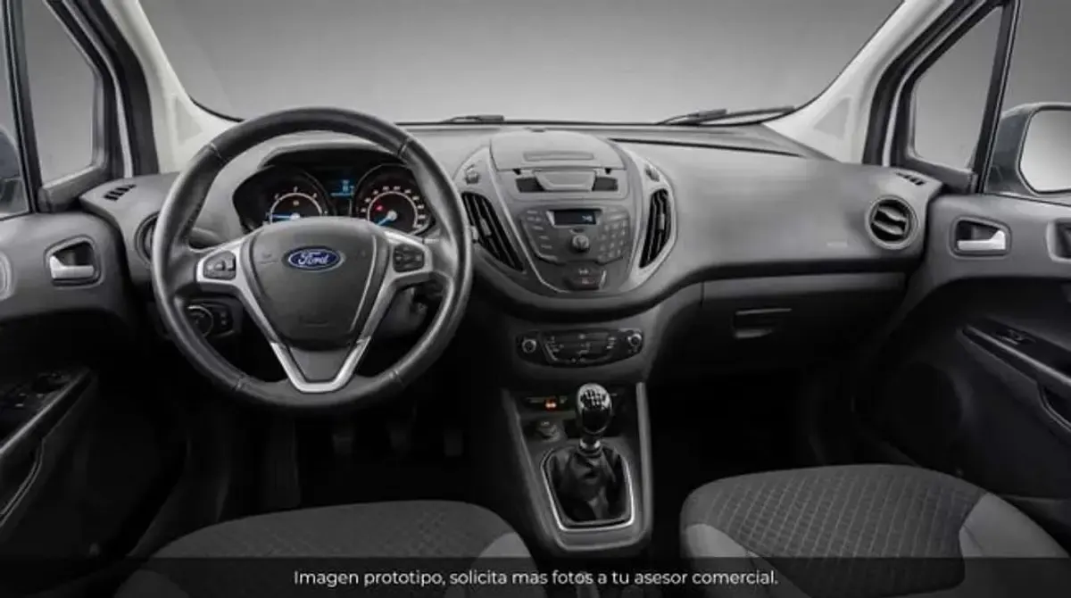 Usado Ford Transit Trend 75 CV (55 kW) 2019 Blanco Familiar