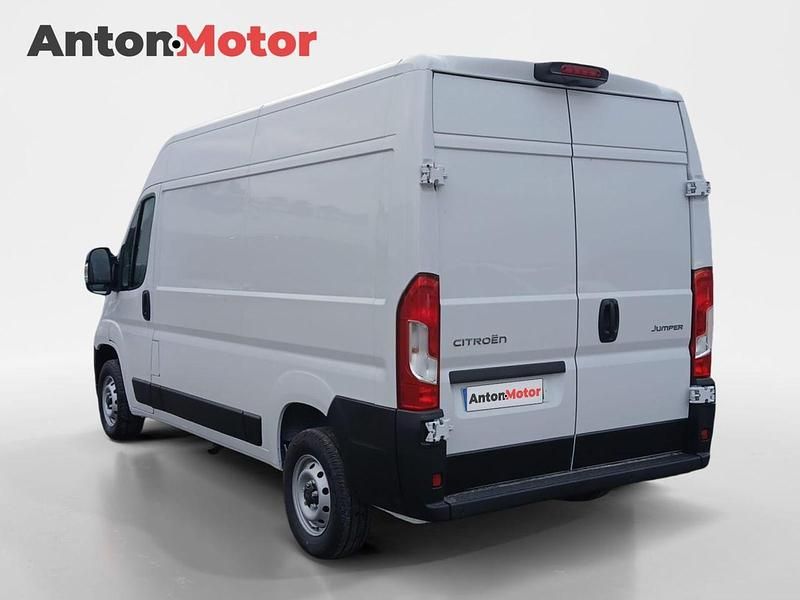 Usado Citroën Jumper 140 CV (102 kW) 2024 Blanco Monovolumen