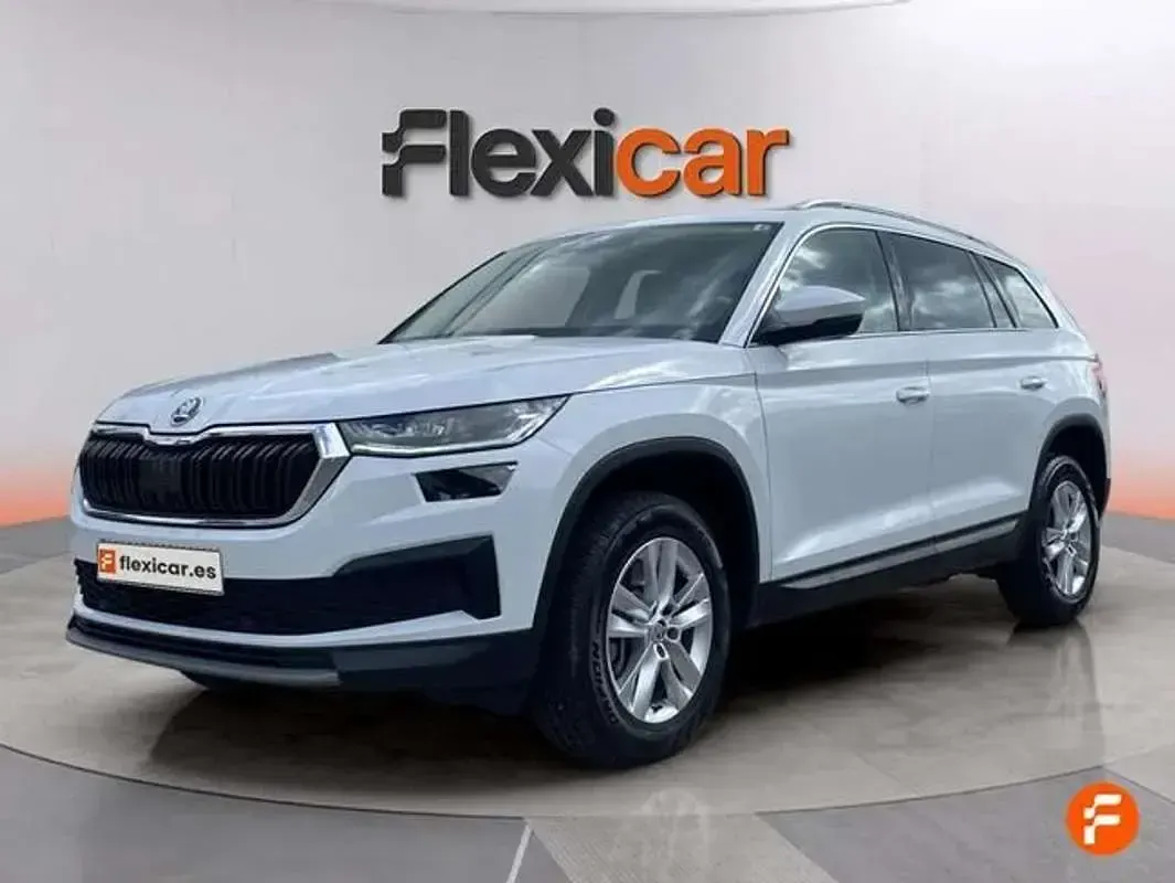 Usado Skoda Kodiaq Ambition 150 CV (110 kW) 2024 Blanco SUV