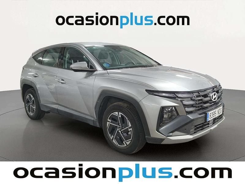 Usado Hyundai Tucson 215 CV (158 kW) 2025 Gris plata SUV