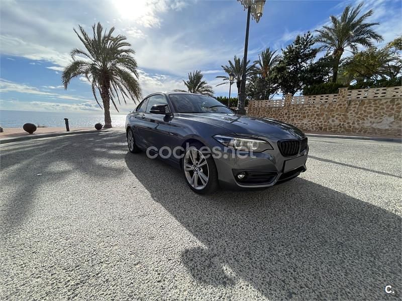 Usado BMW 218 Sport Line 136 CV (100 kW) 2017 Gris / plata Coupe