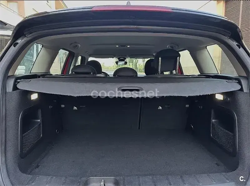 Usado Mini Cooper Clubman 136 CV (100 kW) 2017 Rojo Familiar