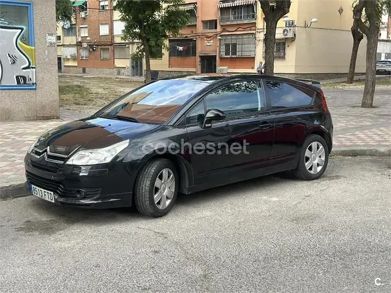 Usado Citroën C4 138 CV (101 kW) 2007 Negro Berlina