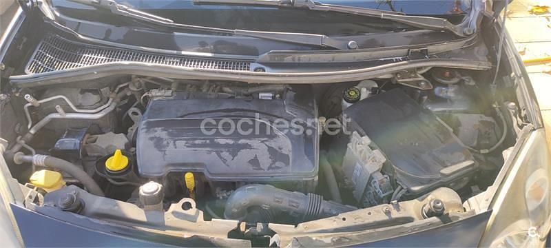 Usado Renault Twingo Night&Day 75 CV (55 kW) 2008 Negro Utilitario