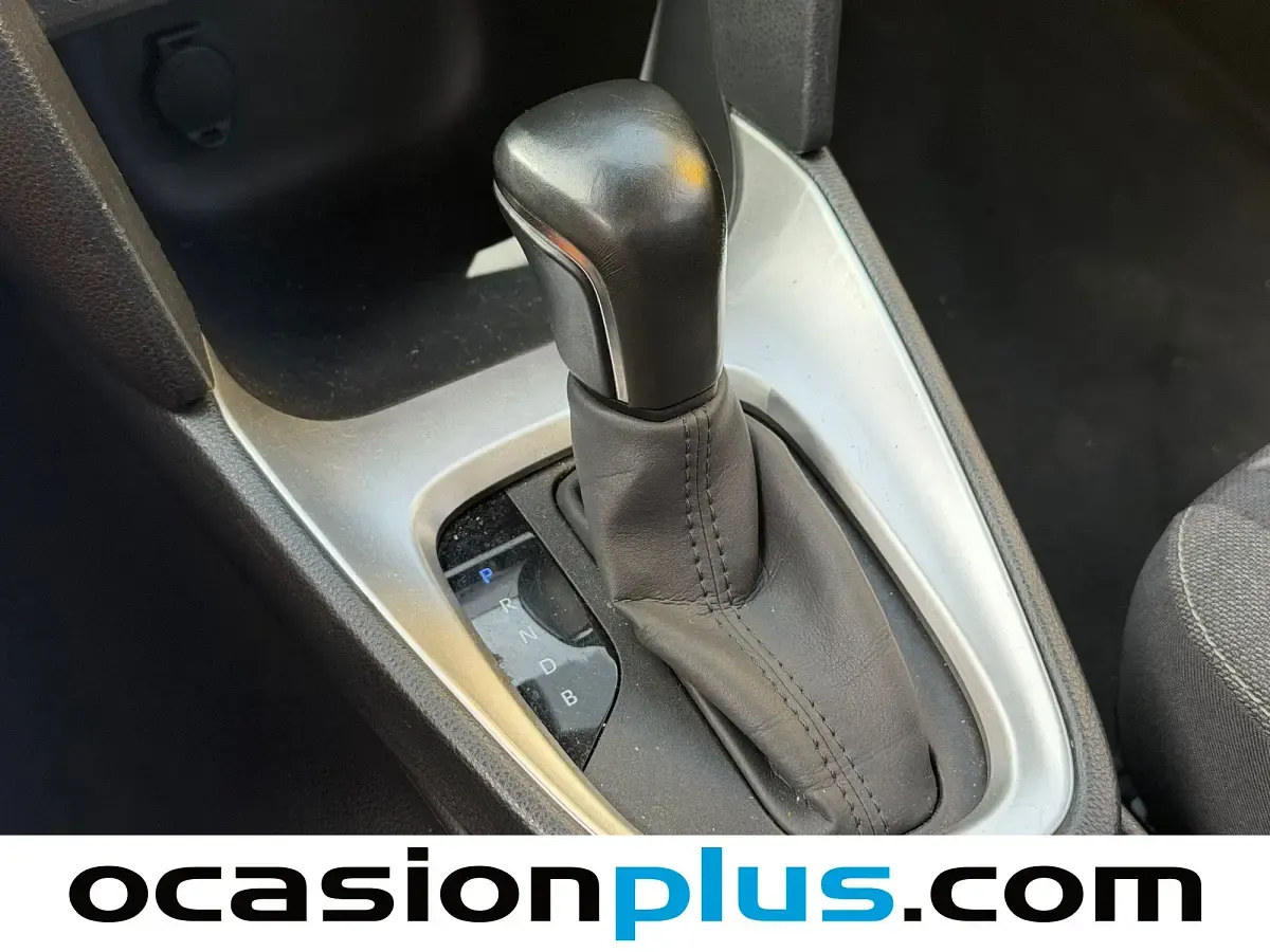 Usado Toyota Yaris Cross Business Edition 116 CV (85 kW) 2024 SUV