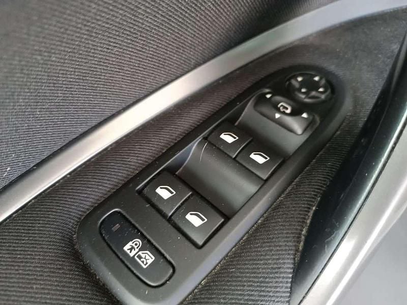 Usado Citroën C5 XTR 179 CV (131 kW) 2016 Blanco Familiar