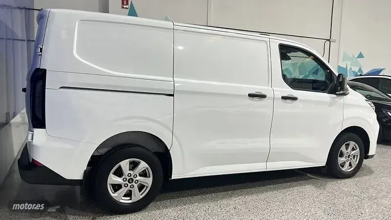 Usado Ford Transit Custom Trend 150 CV (110 kW) 2024 Blanco Van