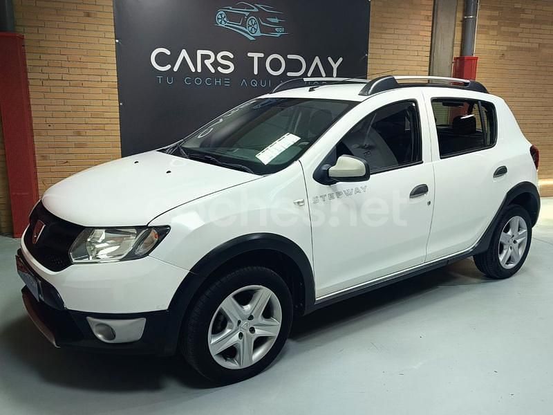 Blanco Usado 2016 Dacia Sandero Stepway Berlina | 6490 € (Precio justo) - Imagen 1/4