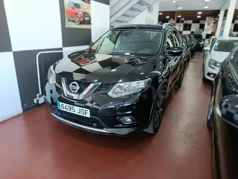 Usado Nissan X-Trail N-Connecta 130 CV (95 kW) 2016 Negro SUV