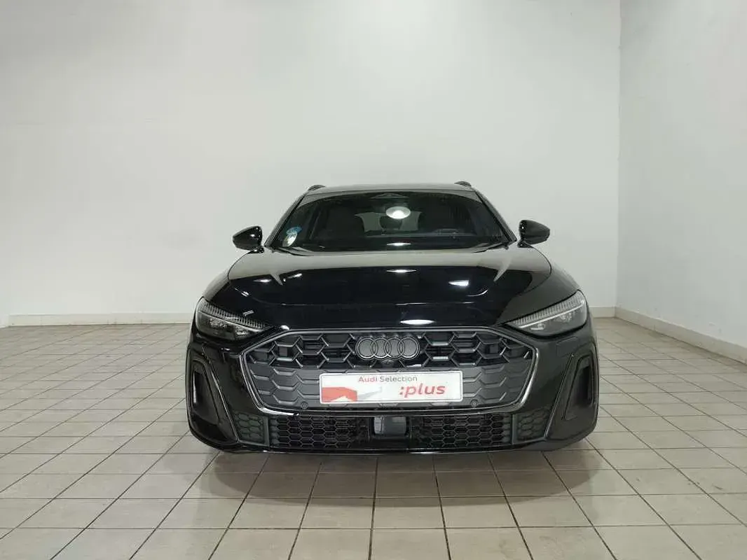 Usado Audi A5 204 CV (150 kW) 2025 Negro Familiar