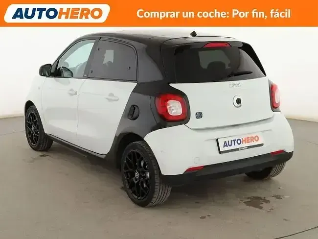 Usado Smart ForFour Electric Drive Passion 60 kW (82 CV) 2019 Blanco Berlina