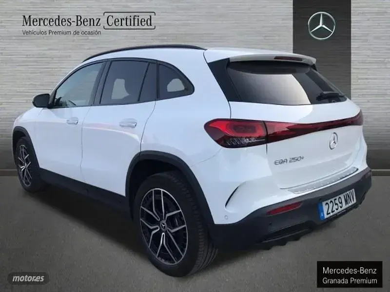Usado Mercedes EQA250+ AMG line 139 kW (190 CV) 2024 Blanco SUV
