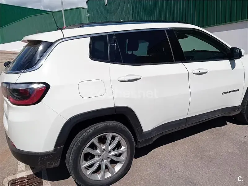 Usado Jeep Compass Limited 130 CV (95 kW) 2021 Blanco SUV
