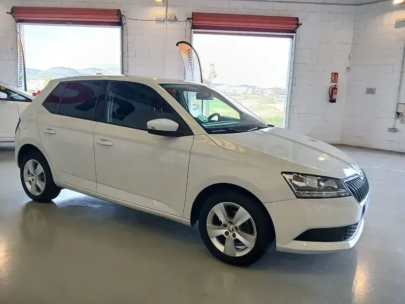 Occasion Skoda Fabia Ambition 75 ch (55 kW) 2019 Blanc Berline