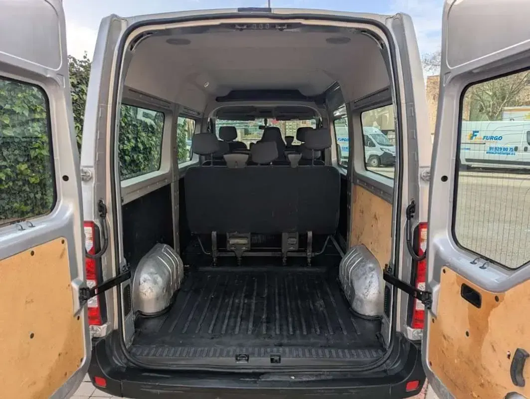 Usado Renault Master 145 CV (106 kW) 2019 Gris Van