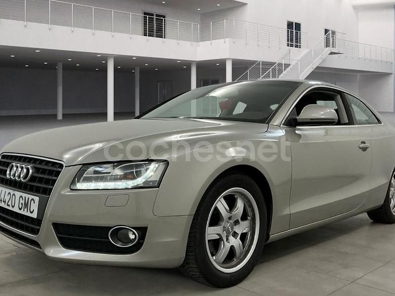 Beige Usado 2009 Audi A5 Coupe | 9999 € (Buen precio) - Imagen 1/4