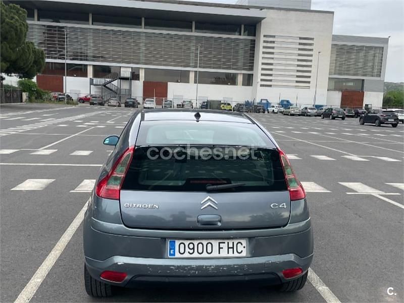 Używany Citroën C4 92 KM (67 kW) 2006 Szary Sedan/Limuzyna