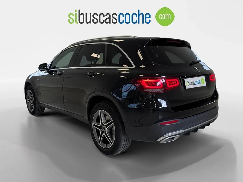 Usado Mercedes GLC300e 333 CV (244 kW) 2021 Negro Coupe