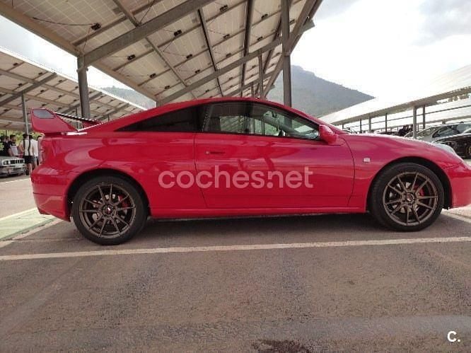 Usado Toyota Celica 192 CV (141 kW) 2003 Rojo Coupe