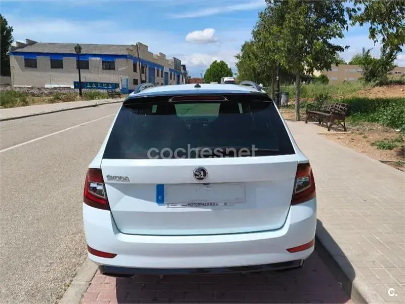 Usado Skoda Fabia Monte Carlo 110 CV (80 kW) 2019 Blanco Utilitario