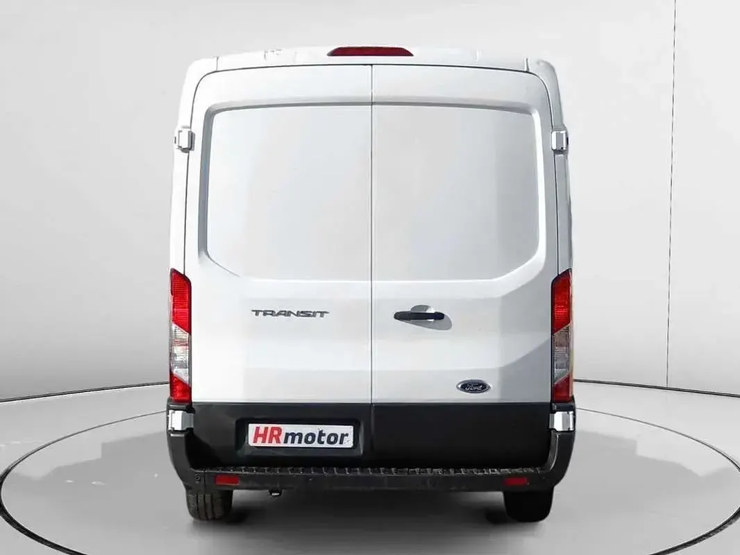 Usado Ford Transit Trend 131 CV (96 kW) 2022 Blanco Van
