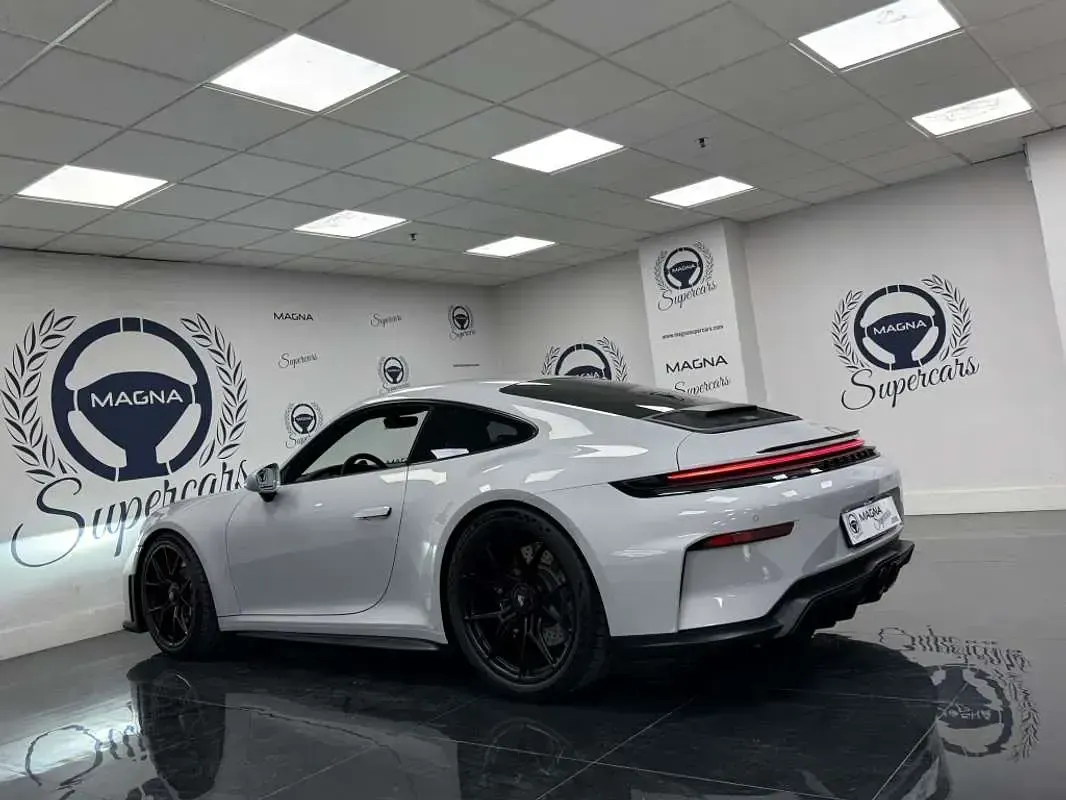 Nuevo Porsche 911 GT3 510 CV (375 kW) 2025 Gris Coupe