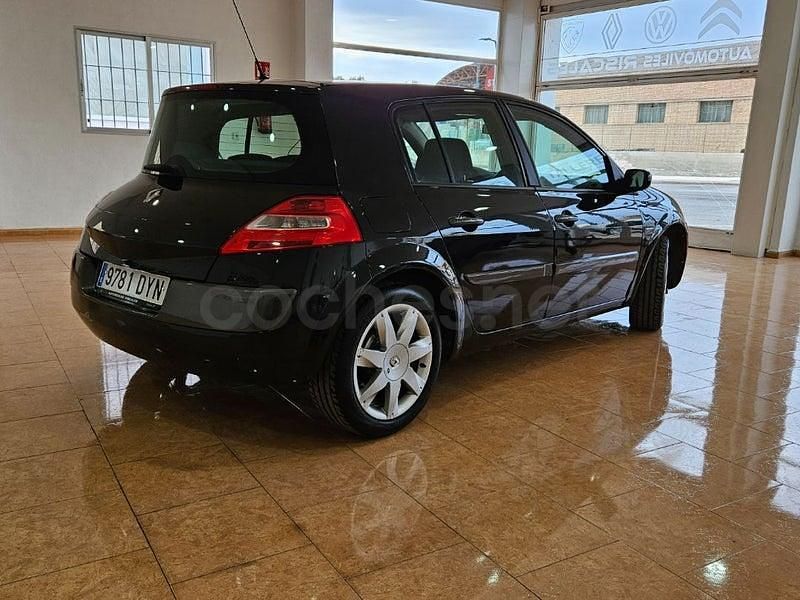 Usado Renault Mégane II Privilege 130 CV (95 kW) 2006 Negro Berlina