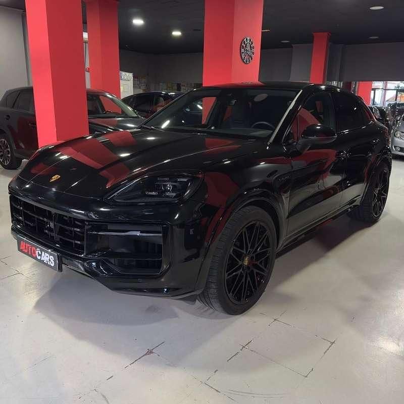 Usado Porsche Cayenne 470 CV (345 kW) 2024 Negro SUV