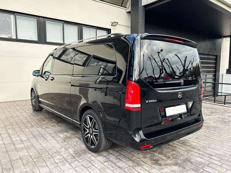 Usado Mercedes V300 Avantgarde 239 CV (175 kW) 2023 Negro Monovolumen