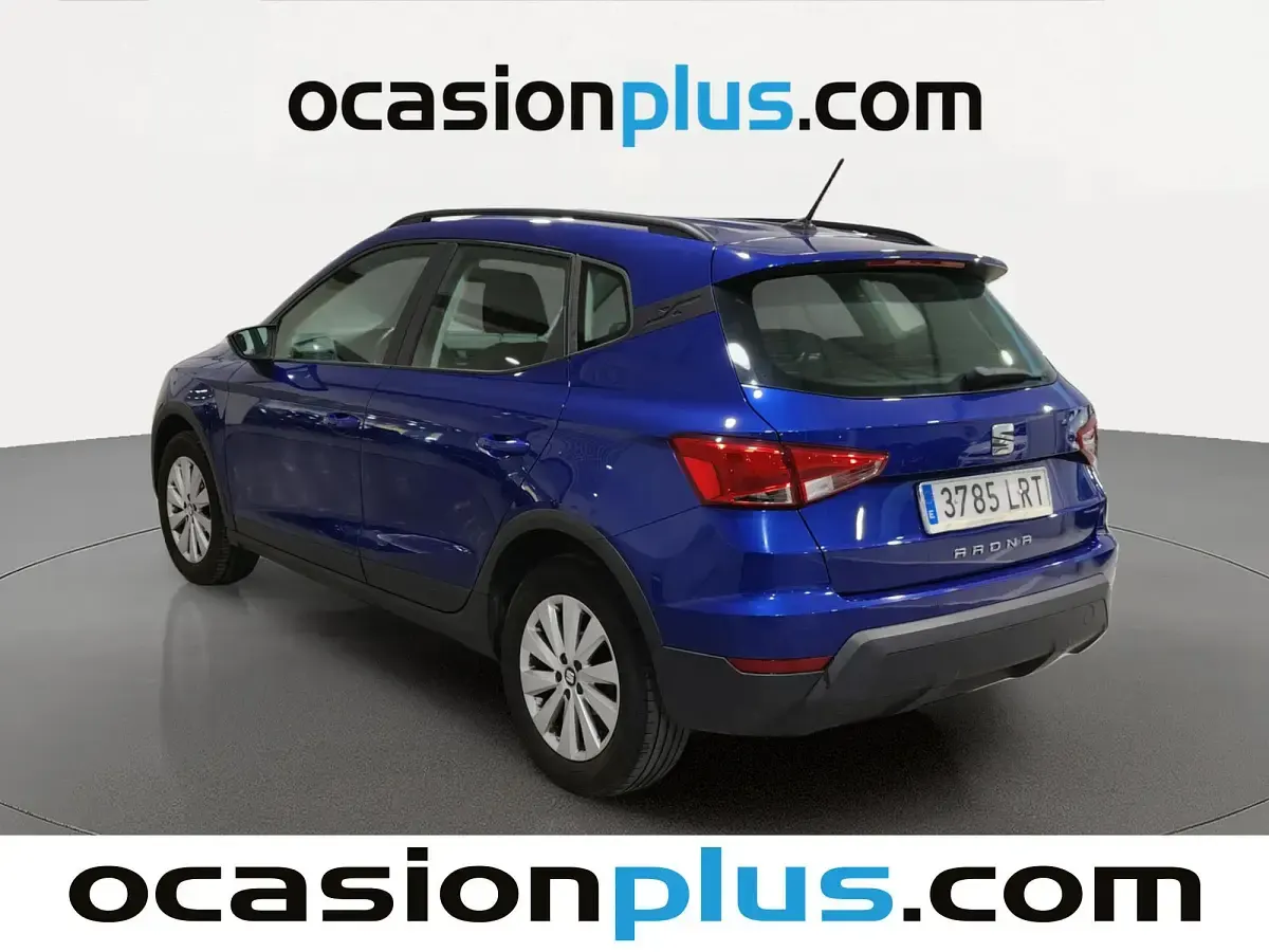 Usado Seat Arona Ecomotive 110 CV (80 kW) 2021 Azul SUV