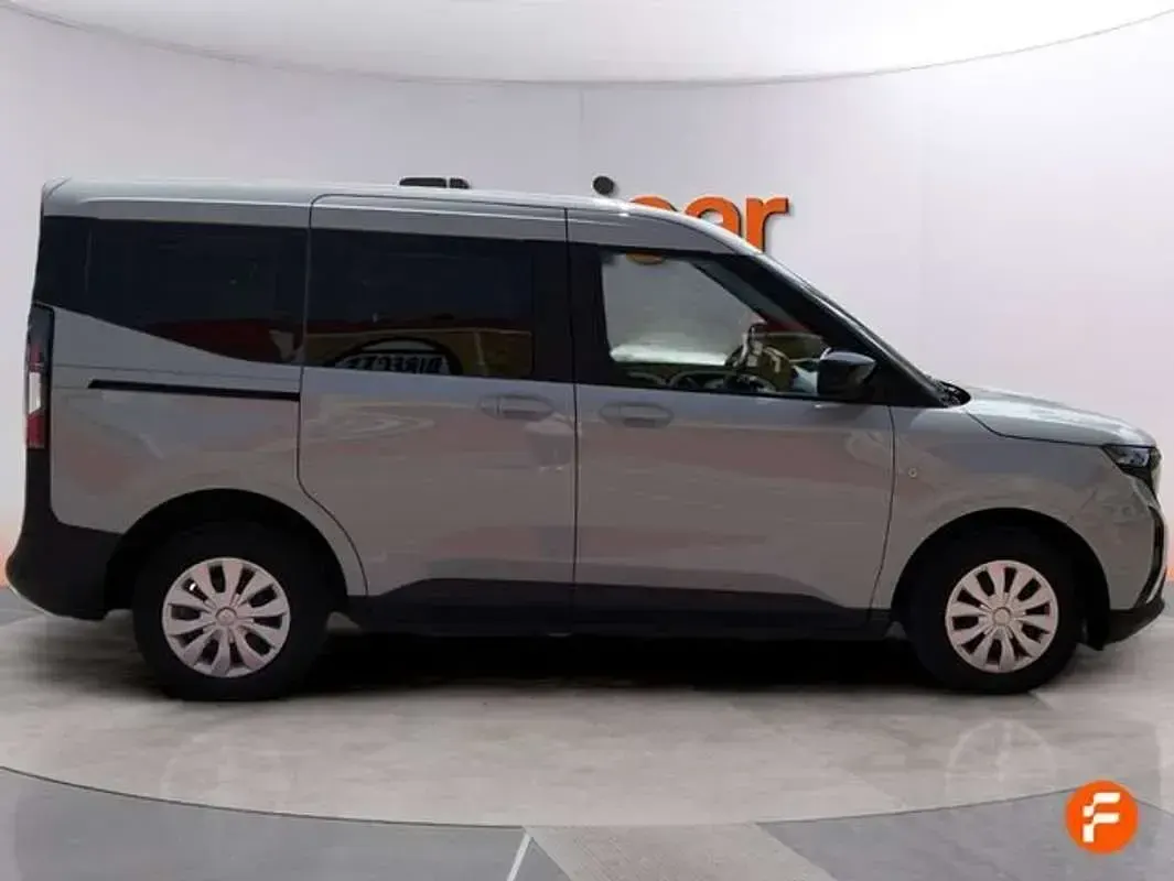 Usado Ford Tourneo Courier Active 125 CV (91 kW) 2024 Azul Monovolumen