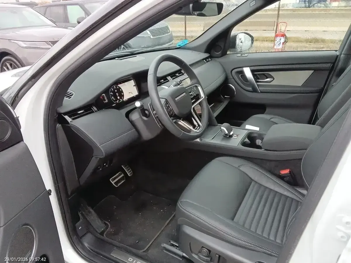 Usado Land Rover Discovery Sport SE Dynamic 269 CV (197 kW) 2025 Blanco SUV
