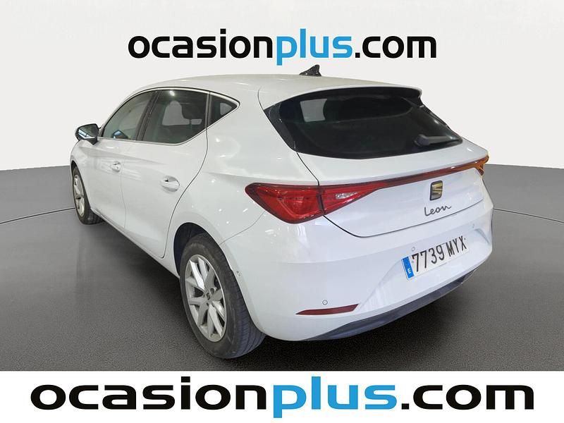 Usado Seat Leon Style 116 CV (85 kW) 2025 Blanco Berlina