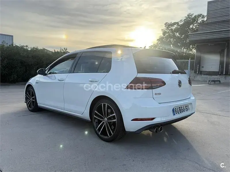 Usado VW Golf VII GTD 184 CV (135 kW) 2019 Blanco Berlina