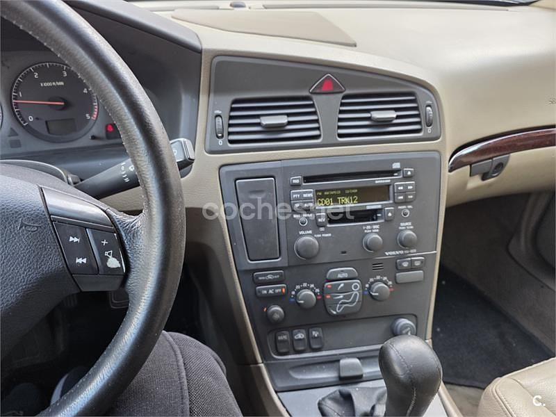 Usado Volvo S60 130 CV (95 kW) 2002 Azul Berlina