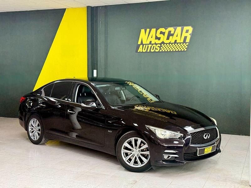 Usado Infiniti Q50 Premium 170 CV (125 kW) 2018 Negro Berlina