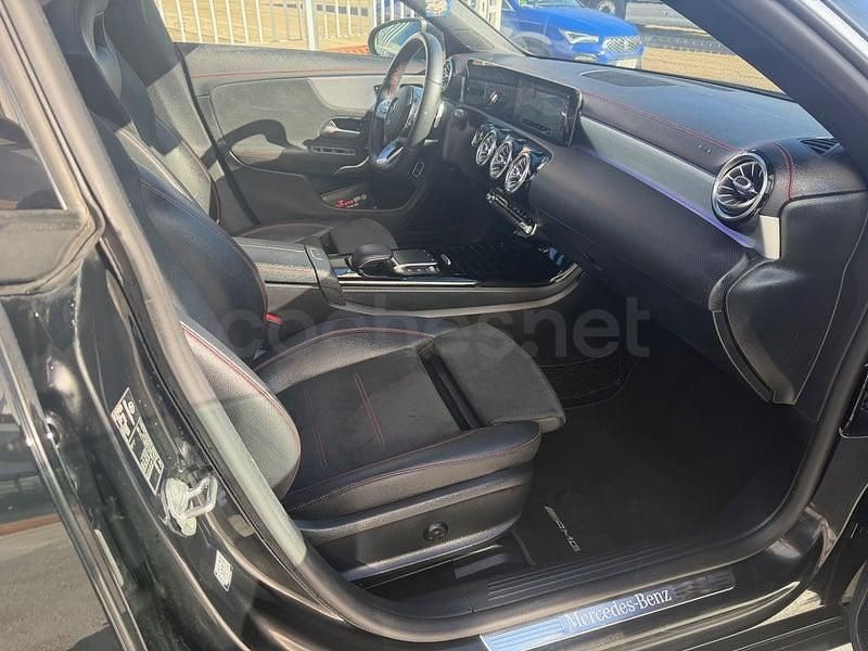 Usado Mercedes CLA220 190 CV (139 kW) 2021 Negro Berlina