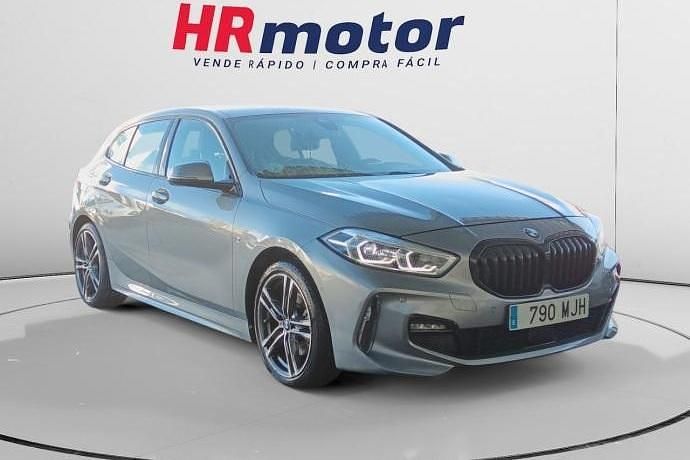 Usado 2023 BMW 118 M Sport Utilitario | 23.690 € (Precio justo) - Imagen 1/4