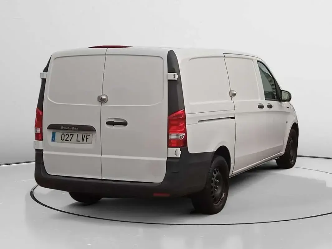 Usado Mercedes e-Vito 85 kW (116 CV) 2021 Blanco Van