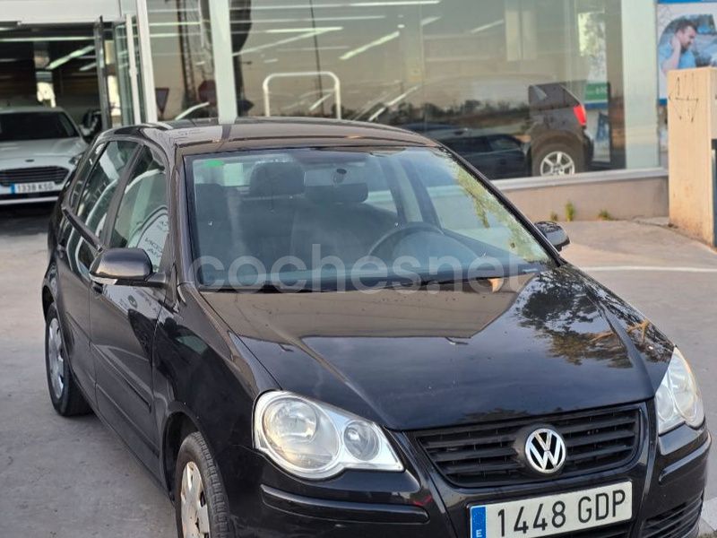 Negro Usado 2008 VW Polo Highline Berlina | 4500 € (Precio justo) - Imagen 1/4