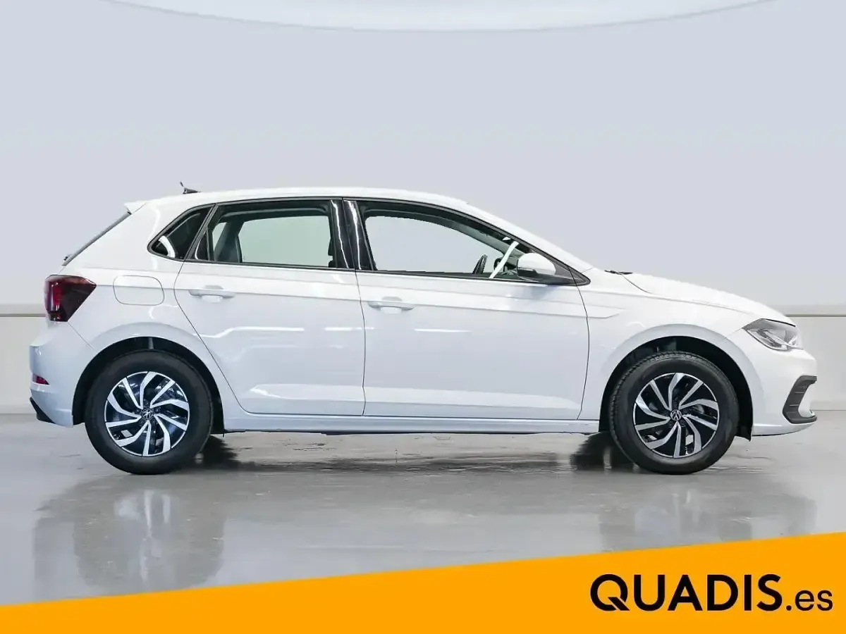 Usado VW Polo Life 95 CV (69 kW) 2023 Blanco Utilitario