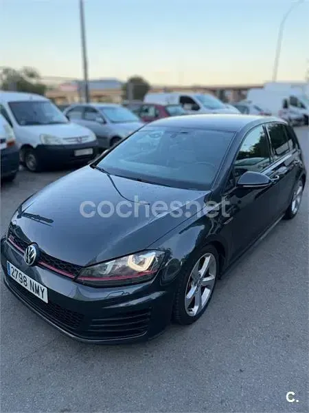 Usado VW Golf VII GTI 230 CV (169 kW) 2015 Gris / plata Berlina